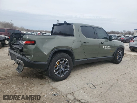2022 Rivian R1T Launch Edition z VIN 7FCTGAAL2NN000433, wystawiony jako Copart lot #46680705 z przebiegiem Nie podano mil oraz Szkody całkowita. Historia ofert i sprzedaży dostępna na DreamBid. Obrazek 3.