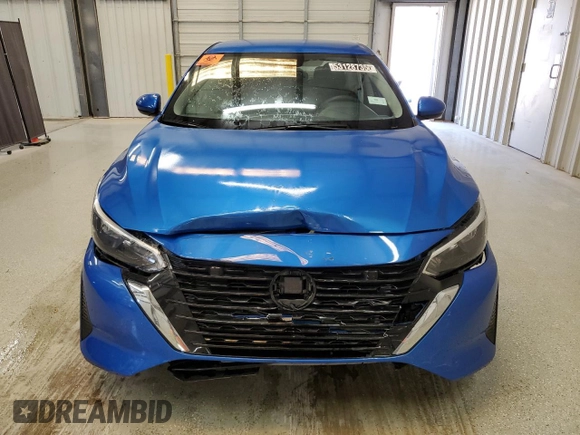 2024 Nissan Sentra SV z VIN 3N1AB8CVXRY330450, wystawiony jako Copart lot #54569815 z przebiegiem 23 533 mil mil oraz Szkoda całkowita • Salvage title. Historia ofert i sprzedaży dostępna na DreamBid. Obrazek 5.