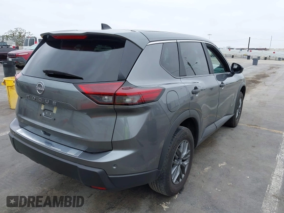 2024 Nissan Rogue S with VIN 5N1BT3AAXRC697600, listed as a IAAI auction lot 42716015 with 28,370 mi miles and . Bid and sale history available at DreamBid. Image 4.
