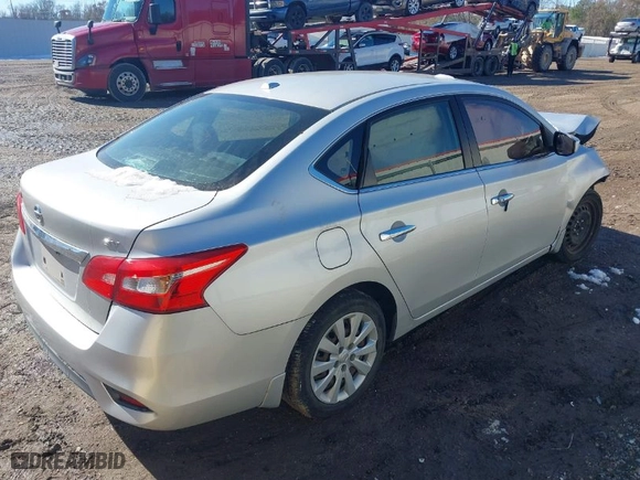 2016 Nissan Sentra SV with VIN 3N1AB7AP6GL650809, listed as a IAAI auction lot 41343984 with NaN miles. Bid and sale history available at carsss.com. Image 4.