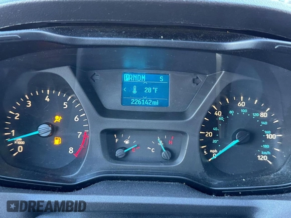 2018 Ford Transit XL z VIN 1FMZK1ZM0JKA91950, wystawiony jako Copart lot #54393455 z przebiegiem 226 142 mil mil oraz Czysty tytuł • Clean title. Historia ofert i sprzedaży dostępna na DreamBid. Obrazek 8.