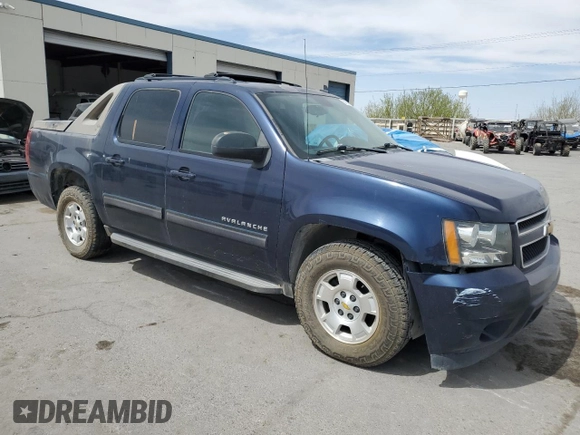 2011 Chevrolet Avalanche LS with VIN 3GNMCEE0XBG226650, listed as a Copart auction lot 51014435 with 230,760 mi miles and Clean Title. Bid and sale history available at carsss.com. Image 4.