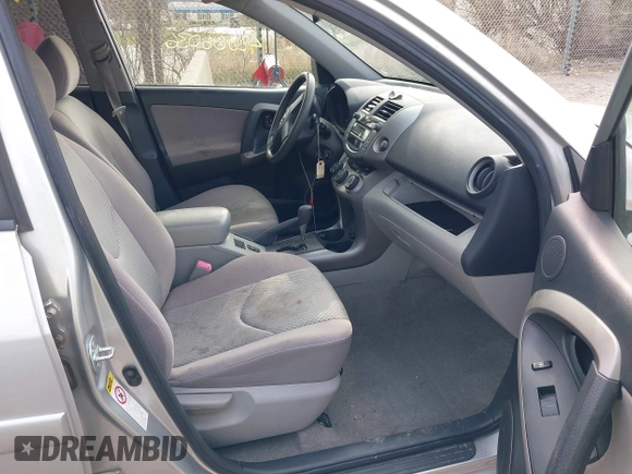 2007 Toyota RAV4 with VIN JTMZD33VX76049525, listed as a IAAI auction lot 42066036 with 212,342 mi miles. Bid and sale history available at carsss.com. Image 5.