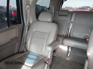 2006 Ford Expedition Limited with VIN 1FMFU19546LA23593, listed as a IAAI auction lot 41225947 with 190,418 mi miles. Bid and sale history available at carsss.com. Image 8.