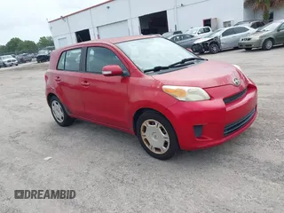 2008 Scion xD z VIN JTKKU104X8J032099, wystawiony jako IAAI lot #42446360 z przebiegiem 191 114 mil mil oraz . Historia ofert i sprzedaży dostępna na DreamBid. Obrazek 1.