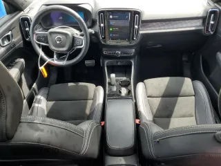 2022 Volvo XC40 Twin Plus with VIN YV4ED3UR2N2673269, listed as a Copart auction lot 60729295 with 55,521 mi miles and Salvage title. Bid and sale history available at DreamBid. Image 8.