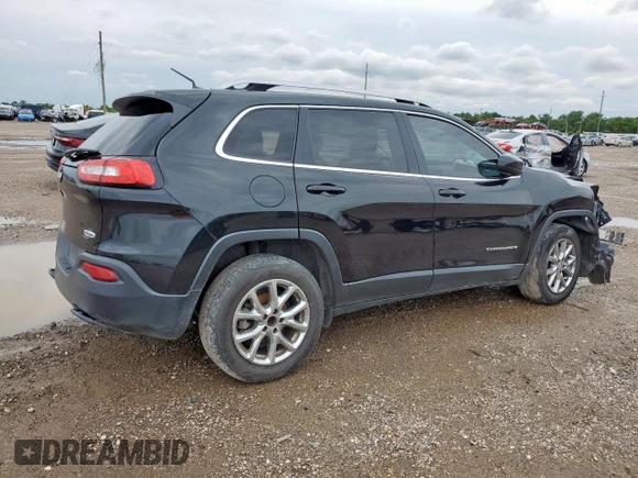 2016 Jeep Cherokee Latitude with VIN 1C4PJLCB2GW302486, listed as a Copart auction lot 60652285 with 113,875 mi miles and Salvage title. Bid and sale history available at DreamBid. Image 3.