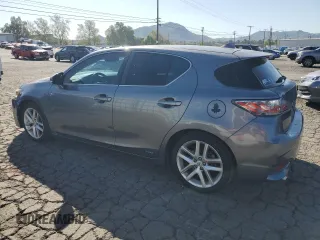 2015 Lexus CT 200h z VIN JTHKD5BH3F2212187, wystawiony jako Copart lot #50903375 z przebiegiem 222 749 mil mil oraz Tytuł czysty. Historia ofert i sprzedaży dostępna na DreamBid. Obrazek 2.