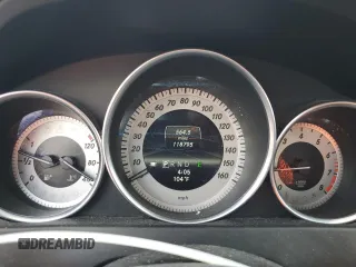 2013 Mercedes-Benz C 300 Sport z VIN WDDGF8AB1DR244937, wystawiony jako Copart lot #62313075 z przebiegiem 118 795 mil mil oraz Szkoda całkowita • Salvage title. Historia ofert i sprzedaży dostępna na DreamBid. Obrazek 9.