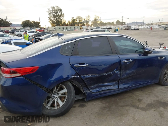 2016 Kia Optima LX Turbo with VIN 5XXGT4L19GG082224, listed as a IAAI auction lot 40990759 with 67,986 mi miles. Bid and sale history available at carsss.com. Image 6.