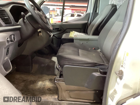 2022 Ford Transit Cargo с VIN 1FTBR1CG6NKA06474, выставлен на аукционе IAAI как лот 42521100 с пробегом 82 772 миль миль и . История ставок и продаж доступна на DreamBid. Изображение 6.