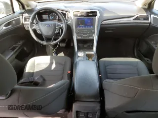 2020 Ford Fusion SE with VIN 3FA6P0LU2LR127623, listed as a Copart auction lot 55437075 with 92,450 mi miles and Salvage title. Bid and sale history available at DreamBid. Image 8.