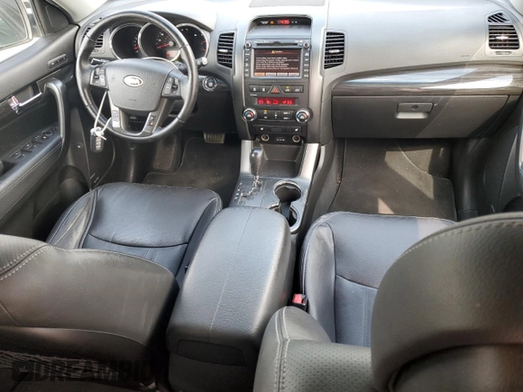 2013 Kia Sorento EX with VIN 5XYKU4A68DG326491, listed as a Copart auction lot 56232795 with 143,262 mi miles and Clean title. Bid and sale history available at DreamBid. Image 8.