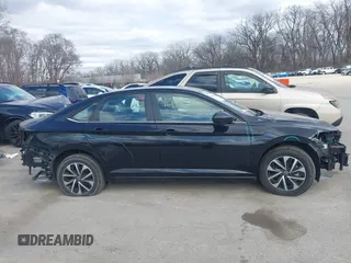 2023 Volkswagen Jetta S с VIN 3VW5M7BU9PM012994, выставлен на аукционе IAAI как лот 41708614 с пробегом 44 029 миль миль и . История ставок и продаж доступна на DreamBid. Изображение 13.