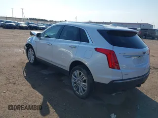 2017 Cadillac XT5 Premium Luxury AWD z VIN 1GYKNERS3HZ284561, wystawiony jako IAAI lot #41887147 z przebiegiem 119 189 mil mil oraz . Historia ofert i sprzedaży dostępna na DreamBid. Obrazek 3.