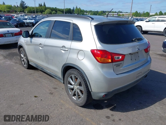2013 Mitsubishi Outlander Sport LE with VIN 4A4AR5AU2DE022494, listed as a IAAI auction lot 42158945 with 130,739 mi miles. Bid and sale history available at carsss.com. Image 3.