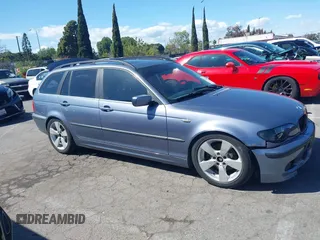 2003 BMW 3 Series 325i with VIN WBAEN33443PC11690, listed as a IAAI auction lot 41939082 with 159,123 mi miles. Bid and sale history available at carsss.com. Image 13.