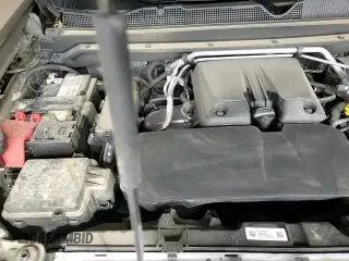 2025 Chevrolet Colorado 4WD Trail Boss with VIN 1GCPTEEK6S1124462, listed as a Copart auction lot 80627055 with 15,831 mi miles and Salvage title. Bid and sale history available at DreamBid. Image 15.