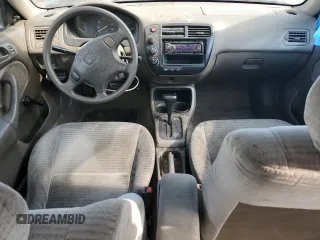 2000 Honda Civic VP z VIN 2HGEJ6619YH556175, wystawiony jako Copart lot #57518555 z przebiegiem 153 087 mil mil oraz Czysty tytuł • Clean title. Historia ofert i sprzedaży dostępna na DreamBid. Obrazek 8.