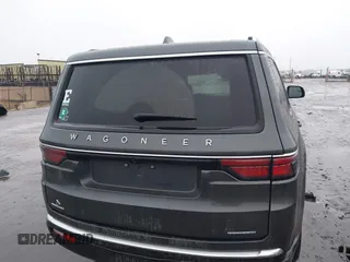 2022 Jeep Wagoneer Series III with VIN 1C4SJVDT3NS142233, listed as a IAAI auction lot 41477654 with 74,170 mi miles and . Bid and sale history available at DreamBid. Image 16.