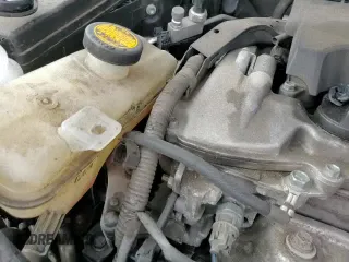 2017 Toyota RAV4 XLE z VIN 2T3RFREV3HW563162, wystawiony jako Copart lot #80383935 z przebiegiem 141 988 mil mil oraz Szkoda całkowita • Salvage title. Historia ofert i sprzedaży dostępna na DreamBid. Obrazek 16.