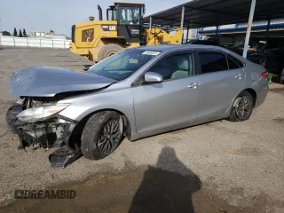 2016 Toyota Camry XLE with VIN 4T4BF1FK7GR577215, listed as a Copart auction lot 49696895 with 142,282 mi miles and Salvage Title. Bid and sale history available at carsss.com. Image 1.