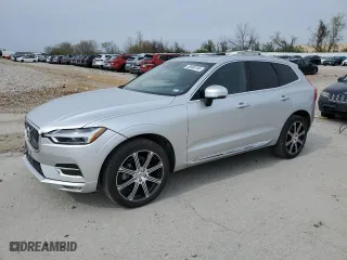 2020 Volvo XC60 Inscription with VIN YV4102RL6L1590309, listed as a Copart auction lot 50995195 with 30,920 mi miles and Salvage Title. Bid and sale history available at carsss.com. Image 1.