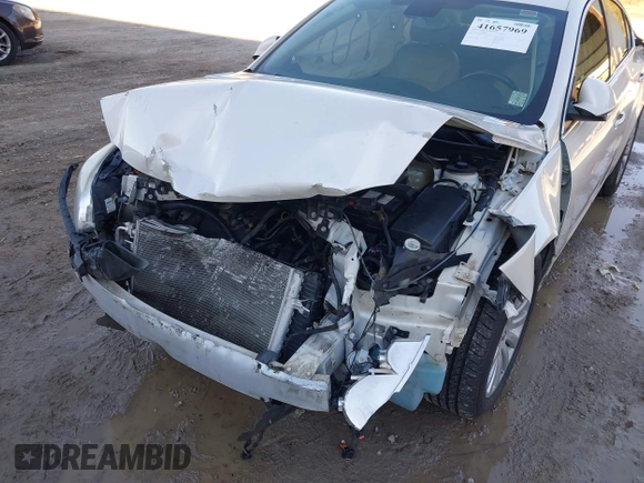 2012 Buick Regal Premium 1 with VIN 2G4GS5EK8C9185713, listed as a IAAI auction lot 41657969 with 165,672 mi miles and . Bid and sale history available at DreamBid. Image 6.