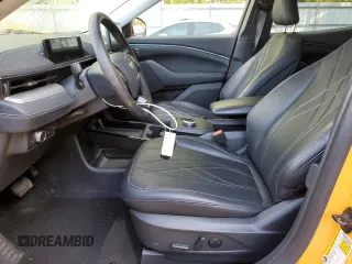 2022 Ford Mustang Mach-E Select z VIN 3FMTK1RM6NMA40652, wystawiony jako Copart lot #52565105 z przebiegiem 32 427 mil mil oraz Szkody całkowita. Historia ofert i sprzedaży dostępna na DreamBid. Obrazek 7.