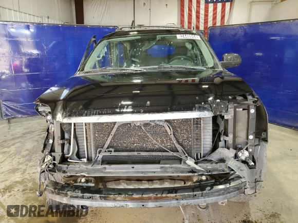 2013 GMC Yukon SLT with VIN 1GKS2CE06DR149547, listed as a Copart auction lot 52330645 with 171,662 mi miles and Clean Title. Bid and sale history available at carsss.com. Image 5.