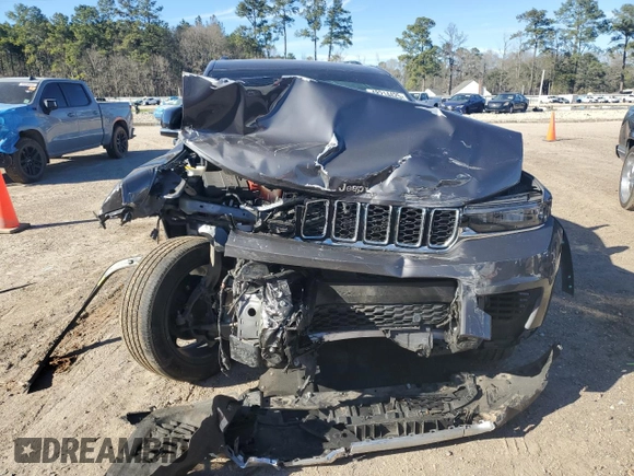 2023 Jeep Grand Cherokee Limited z VIN 1C4RJJBG9P8734457, wystawiony jako Copart lot #48214425 z przebiegiem Nie podano mil oraz Szkoda całkowita • Salvage title. Historia ofert i sprzedaży dostępna na DreamBid. Obrazek 5.