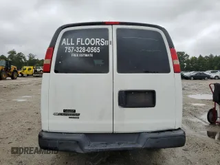 2012 Chevrolet Express Cargo z VIN 1GCWGFCA1C1169004, wystawiony jako Copart lot #71554104 z przebiegiem Nie podano mil oraz Szkoda całkowita • Salvage title. Historia ofert i sprzedaży dostępna na DreamBid. Obrazek 6.