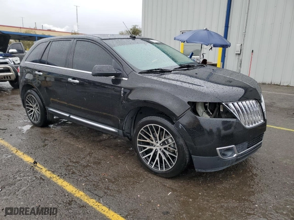 2011 Lincoln MKX with VIN 2LMDJ6JK5BBJ33453, listed as a Copart auction lot 45351345 with NaN miles and Salvage Title. Bid and sale history available at carsss.com. Image 4.