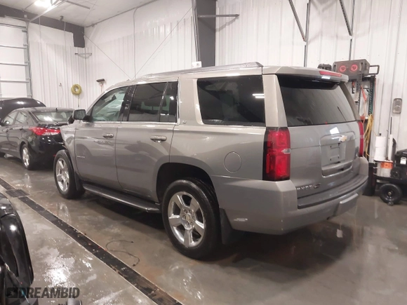 2018 Chevrolet Tahoe LT with VIN 1GNSKBKC4JR322098, listed as a IAAI auction lot 41531523 with 108,294 mi miles. Bid and sale history available at carsss.com. Image 3.