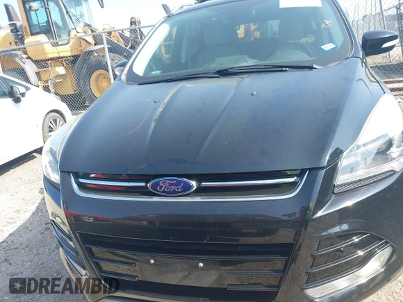 2016 Ford Escape Titanium with VIN 1FMCU0JX5GUC88013, listed as a IAAI auction lot 41933751 with 77,789 mi miles. Bid and sale history available at carsss.com. Image 6.