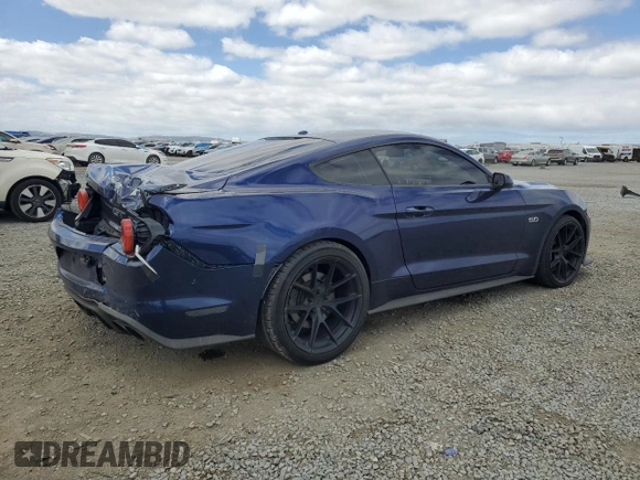 2019 Ford Mustang GT z VIN 1FA6P8CFXK5189739, wystawiony jako Copart lot #55948765 z przebiegiem 85 267 mil mil oraz Szkody całkowita. Historia ofert i sprzedaży dostępna na DreamBid. Obrazek 3.