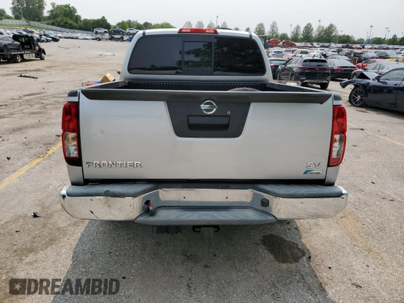 2017 Nissan Frontier SV z VIN 1N6DD0ERXHN715389, wystawiony jako Copart lot #59271085 z przebiegiem 80 037 mil mil oraz Szkoda całkowita • Salvage title. Historia ofert i sprzedaży dostępna na DreamBid. Obrazek 6.