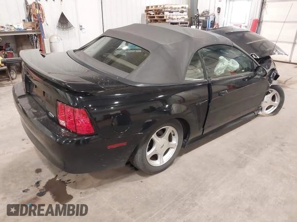 2001 Ford Mustang Deluxe with VIN 1FAFP44471F209492, listed as a IAAI auction lot 42049807 with 46,737 mi miles and . Bid and sale history available at DreamBid. Image 4.