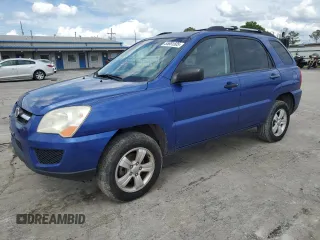 2010 Kia Sportage LX z VIN KNDKG3A43A7691508, wystawiony jako Copart lot #55681505 z przebiegiem 176 058 mil mil oraz Czysty tytuł • Clean title. Historia ofert i sprzedaży dostępna na DreamBid. Obrazek 1.