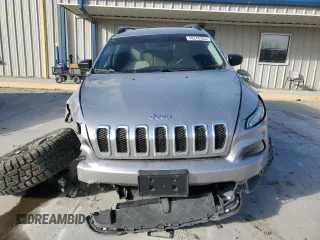 2017 Jeep Cherokee Sport with VIN 1C4PJMAB5HW646257, listed as a Copart auction lot 49246355 with 71,065 mi miles and Salvage Title. Bid and sale history available at DreamBid. Image 5.