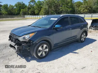 2018 Kia Niro LX with VIN KNDCB3LC5J5211066, listed as a Copart auction lot 49770865 with 102,268 mi miles and Salvage Title. Bid and sale history available at carsss.com. Image 1.