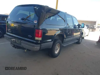 2004 Ford Excursion Special Serv with VIN 1FMNU41LX4EB42063, listed as a IAAI auction lot 41829379 with 247,432 mi miles and . Bid and sale history available at DreamBid. Image 4.