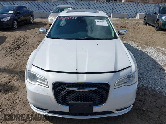 2016 Chrysler 300 with VIN 2C3CCAET1GH165675, listed as a IAAI auction lot 41689151 with 195,094 mi miles. Bid and sale history available at carsss.com. Image 12.