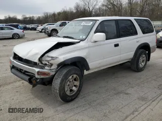 1996 Toyota 4Runner SR5 z VIN JT3GN86RXT0003713, wystawiony jako Copart lot #52396935 z przebiegiem 155 891 mil mil oraz Szkoda całkowita • Salvage title. Historia ofert i sprzedaży dostępna na DreamBid. Obrazek 1.