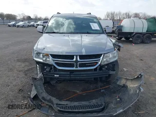 2016 Dodge Journey SXT with VIN 3C4PDCBG7GT171226, listed as a IAAI auction lot 41815104 with 87,720 mi miles. Bid and sale history available at carsss.com. Image 12.