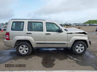 2011 Jeep Liberty Sport with VIN 1J4PN2GK7BW507135, listed as a IAAI auction lot 41885032 with 114,370 mi miles. Bid and sale history available at carsss.com. Image 13.