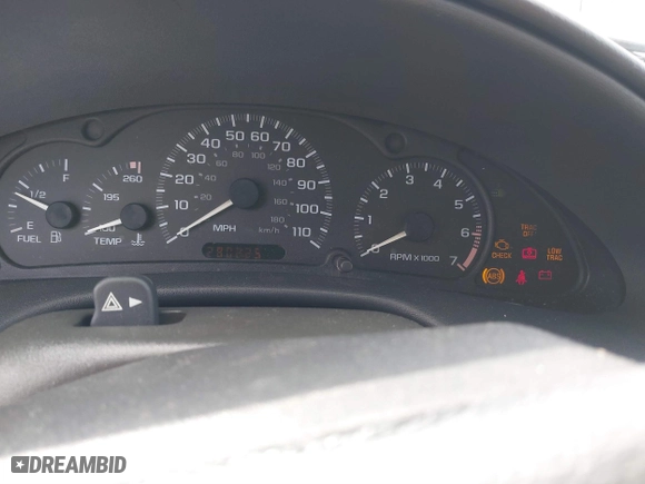2000 Chevrolet Cavalier with VIN 1G1JC1241Y7112786, listed as a IAAI auction lot 41362690 with 280,225 mi miles. Bid and sale history available at carsss.com. Image 7.