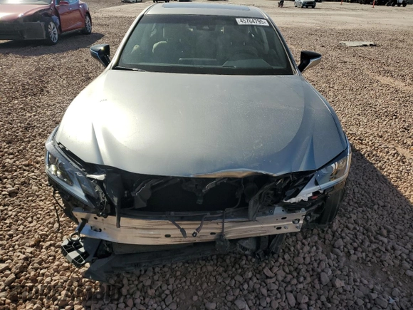 2019 Lexus ES 300h z VIN JTHB21B19K2032451, wystawiony jako Copart lot #45764795 z przebiegiem 43 645 mil mil oraz Szkoda całkowita • Salvage title. Historia ofert i sprzedaży dostępna na DreamBid. Obrazek 5.