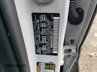 2024 Hyundai Ioniq 5 SEL z VIN KM8KN4DE8RU239112, wystawiony jako Copart lot #56168705 z przebiegiem 18 260 mil mil oraz Szkoda całkowita • Salvage title. Historia ofert i sprzedaży dostępna na DreamBid. Obrazek 13.