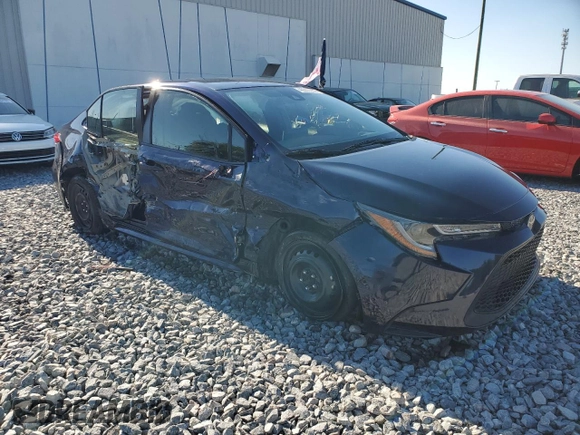 2021 Toyota Corolla LE with VIN JTDEPMAE9MJ137666, listed as a Copart auction lot 49312235 with 62,740 mi miles and Non Repairable. Bid and sale history available at carsss.com. Image 4.